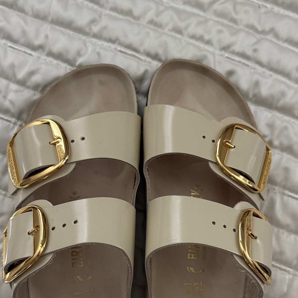 Birkenstock Women's Arizona big buckle Sandals in Ecru with Gold size 10-10.5 - Picture 3 of 9